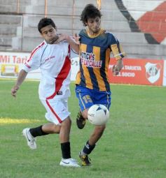 Foto de la galería: Guaraní 2-Mitre 1