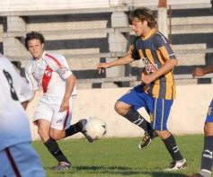 Foto de la galería: Guaraní 2-Mitre 1