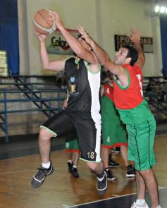 Foto de la galería: Brown 71-Col. Unidas 49