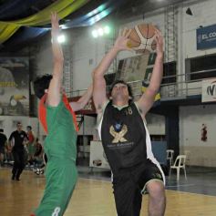 Foto de la galería: Brown 71-Col. Unidas 49