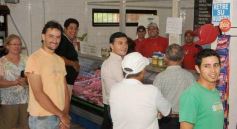 Foto de la galería: Norte y Sur, Con clientes y amigos