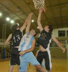Foto de la galería: Racing 82-Colonias Unidas 66