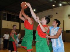 Foto de la galería: Racing 87- Brown 79