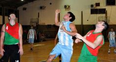 Foto de la galería: Racing 87- Brown 79