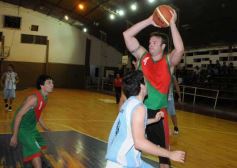 Foto de la galería: Racing 87- Brown 79