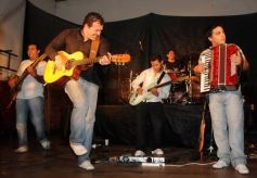 Foto de la galería: Club Huracan:Musicos Populares Misioneros