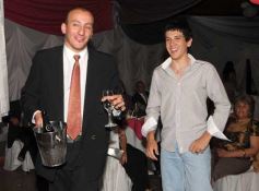 Foto de la galería: Capioví- La fiesta de Gilberto y Victoria