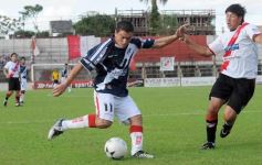 Foto de la galería: Guaraní 1 - Colegiales 1