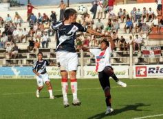 Foto de la galería: Guaraní 1 - Colegiales 1