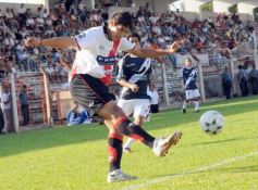 Foto de la galería: Guaraní 1 - Colegiales 1