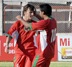 Foto de la galería: Guaraní 4-Brown 4