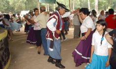 Foto de la galería: Devoción y Fiesta por La Santa