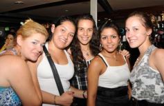 Foto de la galería: El Territorio,  Despedida y Brindis del año con Amigos