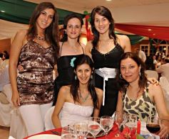 Foto de la galería: Fiesta y reconocimientos a Don Quique Fernandez