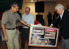 Foto de la galería: Fiesta y reconocimientos a Don Quique Fernandez