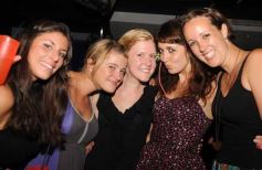 Foto de la galería: Festejos en Boliches