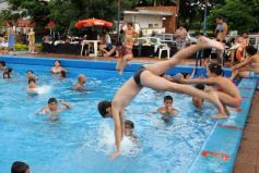 Foto de la galería: Pileta en Familias