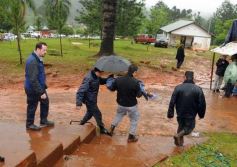 Foto de la galería: Primeras horas después del tornado en Tobuna