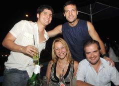 Foto de la galería: Noche de Viernes en Costanera