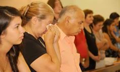 Foto de la galería: A un mes. Todos con las familias