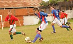 Foto de la galería: Brown 3-Vicov 0