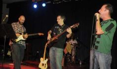 Foto de la galería: Homenaje a pura musica