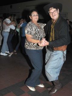 Foto de la galería: Baile con amigos y en Familias