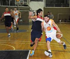 Foto de la galería: Itapua 40-Tokio 84