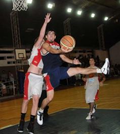 Foto de la galería: Itapua 40-Tokio 84