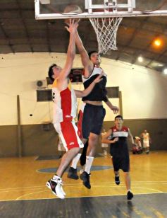 Foto de la galería: Itapua 40-Tokio 84