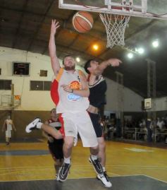 Foto de la galería: Itapua 40-Tokio 84