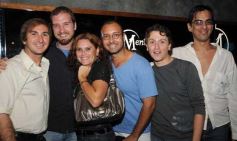 Foto de la galería: Desfile al aire libres