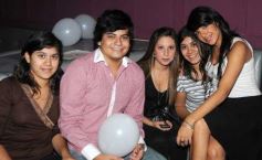 Foto de la galería: Viernes de cumples.