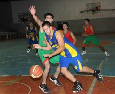 Foto de la galería: Brown 51-Mitre 87