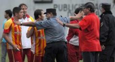 Foto de la galería: Brown 2-Sarmiento 0, con final lamentable.-