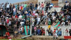 Foto de la galería: Brown 2-Sarmiento 0, con final lamentable.-