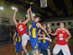 Foto de la galería: Mitre 76-Tokio 60