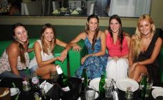 Foto de la galería: Costanera, noche de Viernes