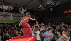 Foto de la galería: Desfile con Claudia Ciardone