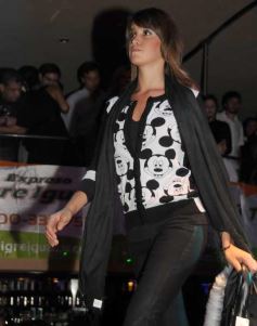 Foto de la galería: Desfile con Claudia Ciardone