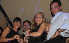 Foto de la galería: Desfile con Claudia Ciardone