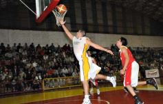 Foto de la galería: Tokio 69-Coatí 66