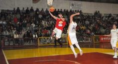 Foto de la galería: Tokio 69-Coatí 66