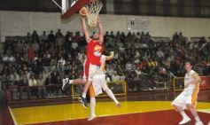 Foto de la galería: Tokio 69-Coatí 66