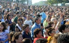 Foto de la galería: Miles de fieles renovaron su fe