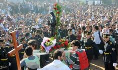 Foto de la galería: Miles de fieles renovaron su fe