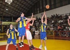 Foto de la galería: Tokio 89-Mitre 80