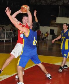 Foto de la galería: Tokio 89-Mitre 80