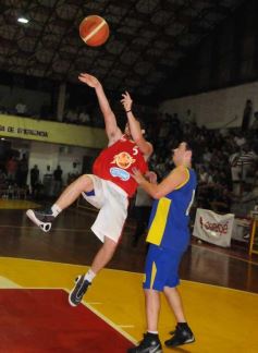 Foto de la galería: Tokio 89-Mitre 80