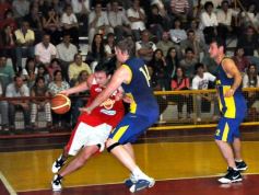 Foto de la galería: Tokio 89-Mitre 80